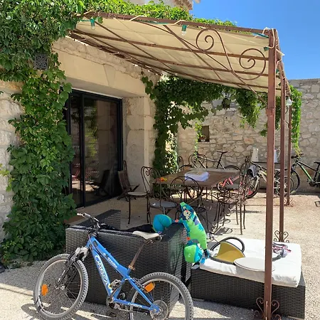 Holiday home De Leoli Ardeche Saint-Remeze